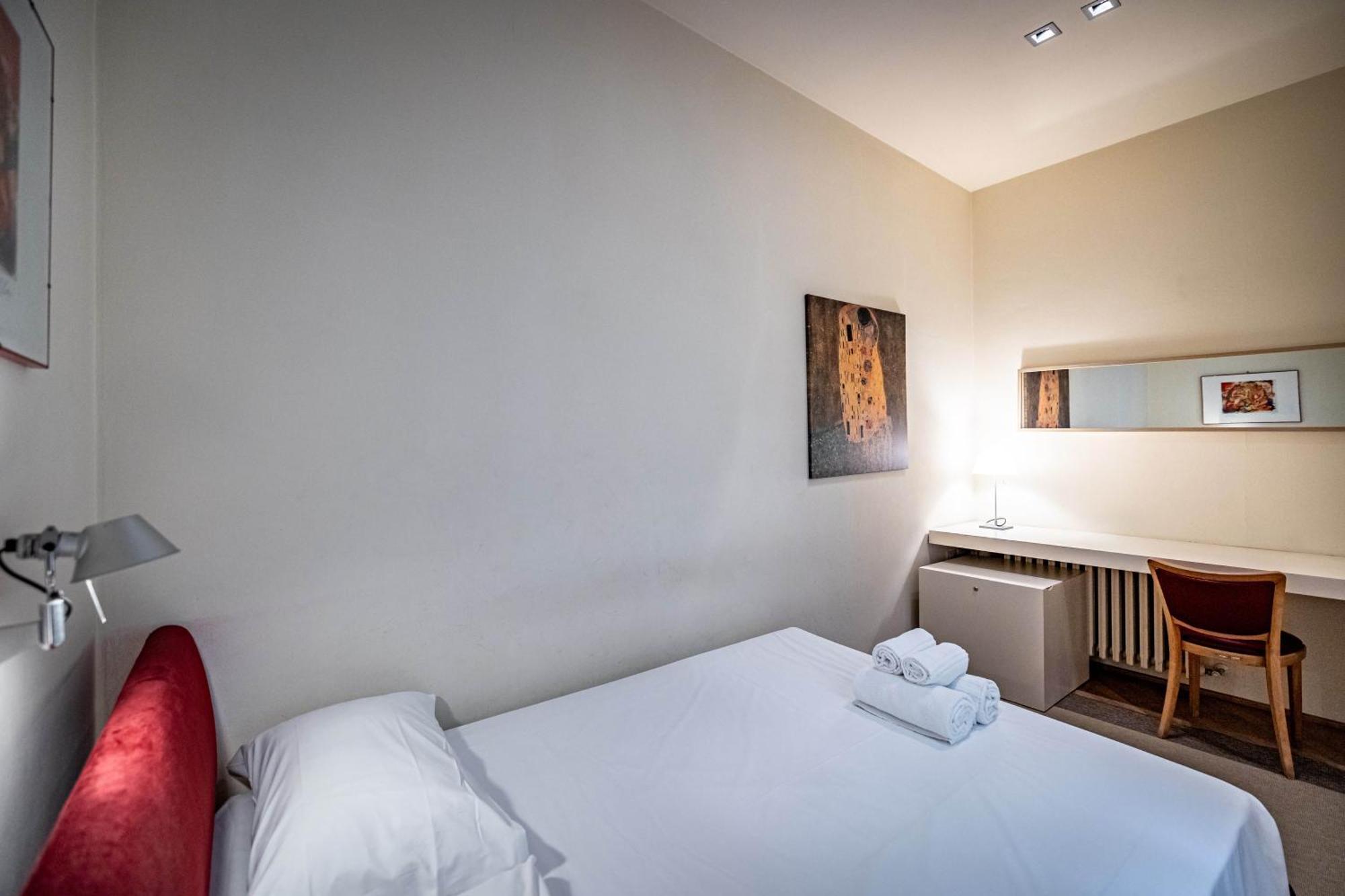 Yd Servi Suite Apt Florenz Exterior foto
